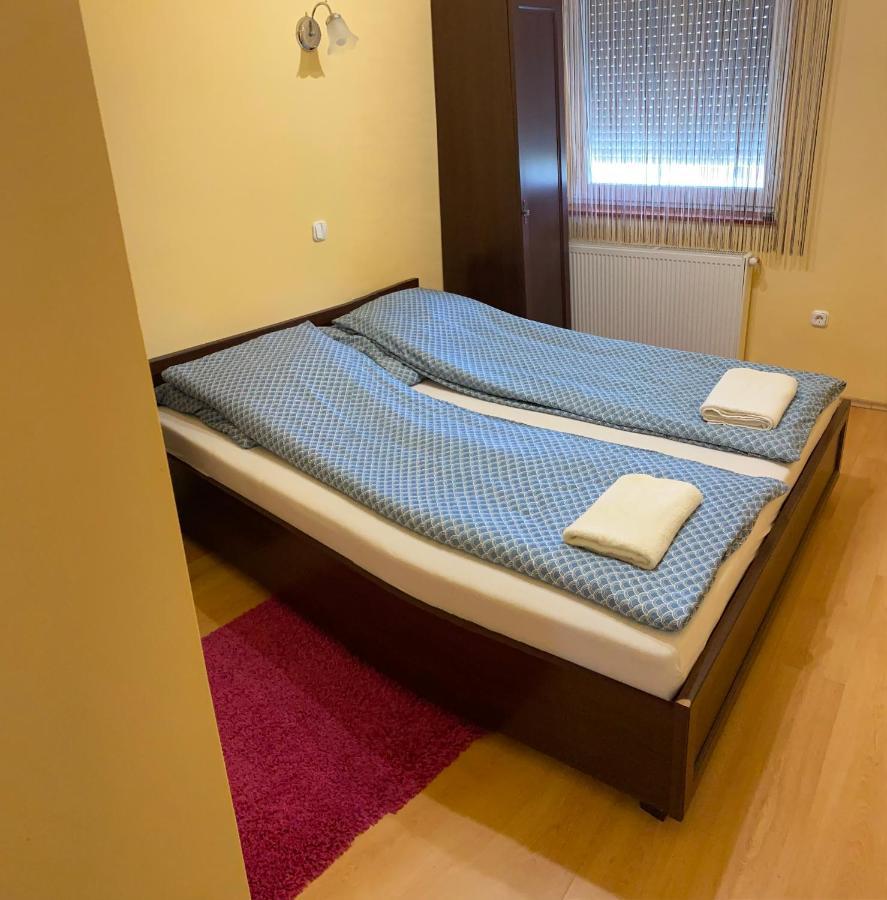Pandora Pool Apartman Hajdúszoboszló Exterior foto